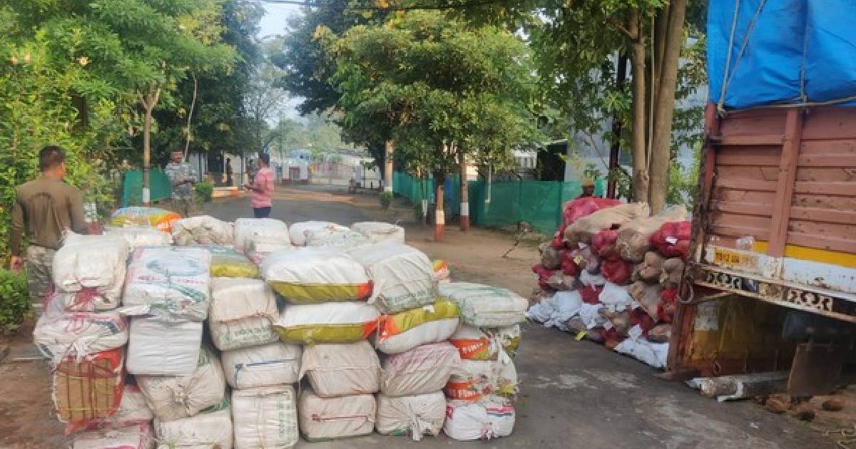 Andhra Pradesh: Cannabis worth Rs 2.33 cr recovered from truck in Anakapalle
